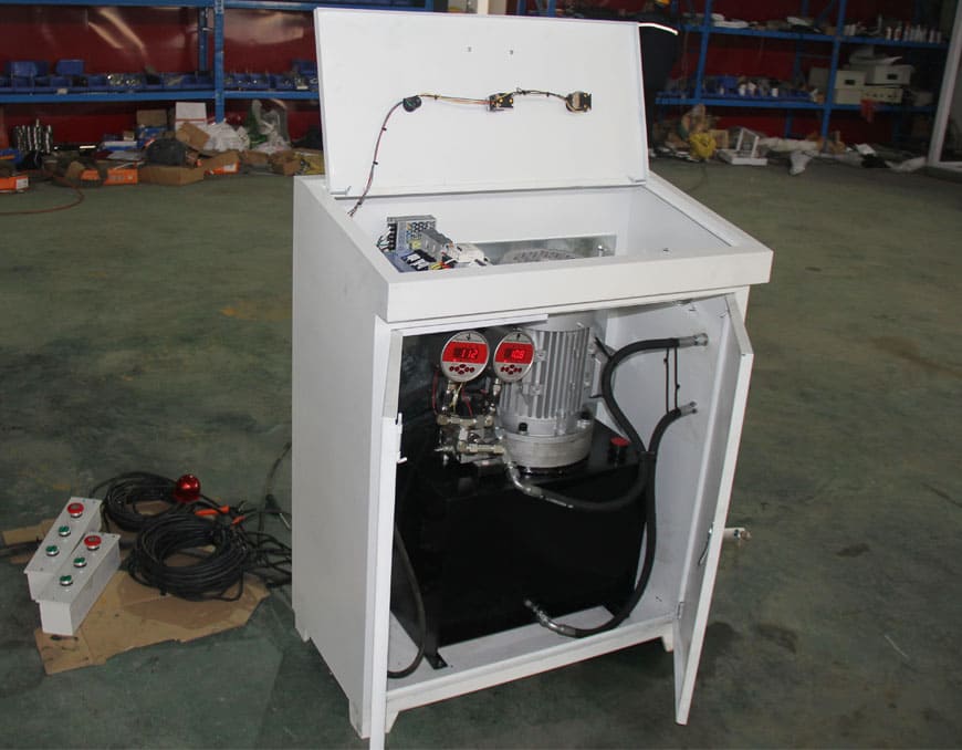 How Does Desktop Injection Molding Work?